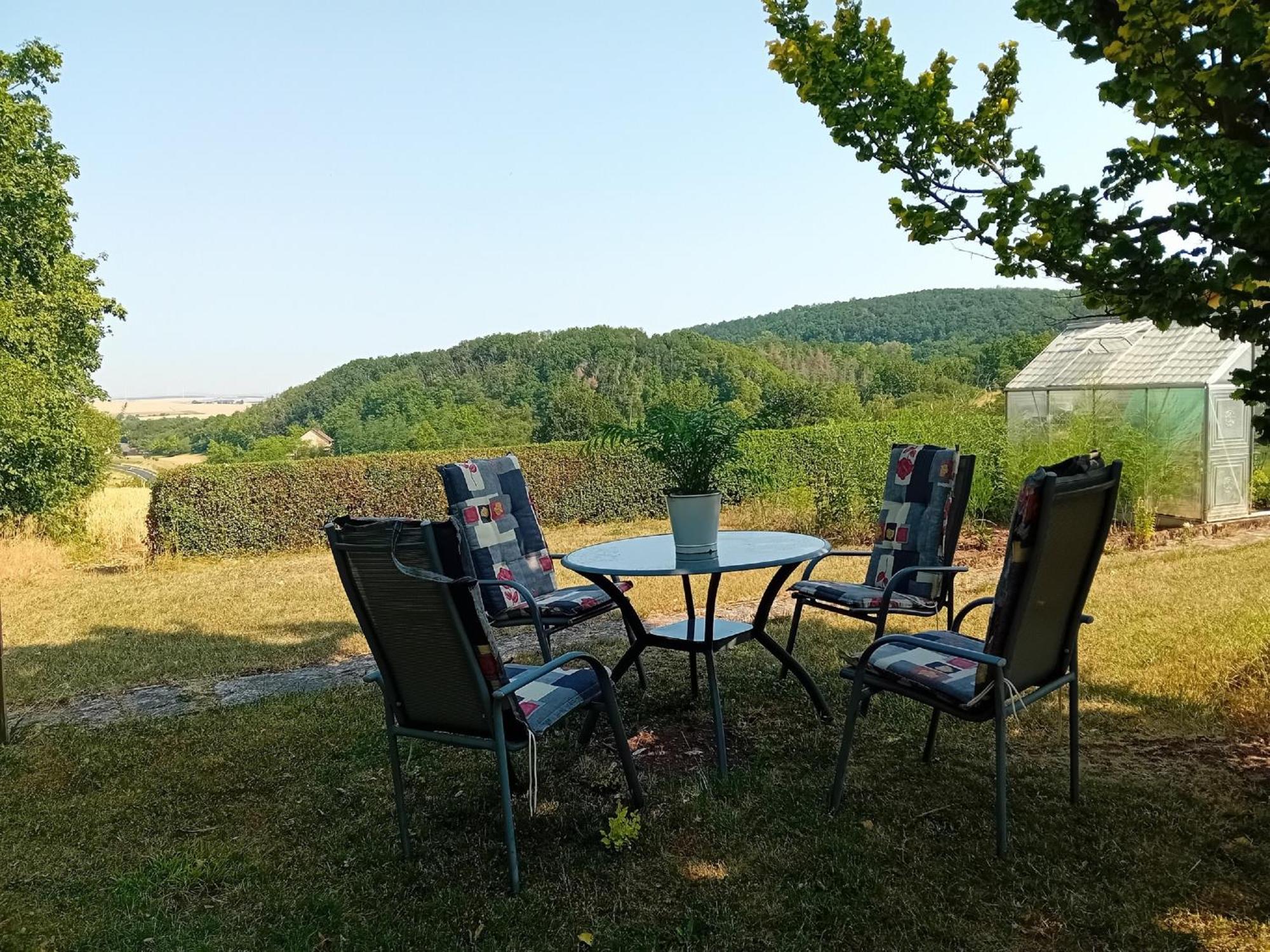Sulzfeld  Ferienwohnung Margit מראה חיצוני תמונה